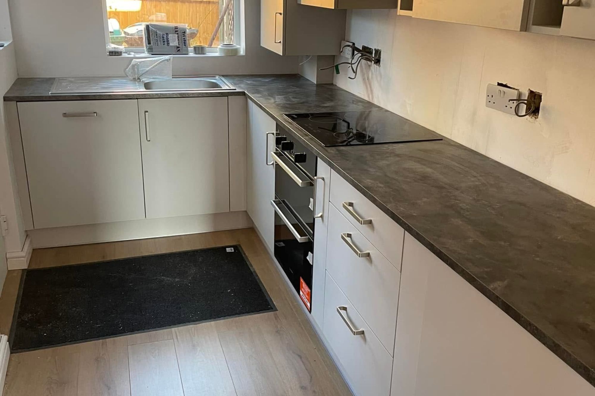  Fitted Kitchen